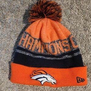 New Era Denver Broncos Knit Beanie - Orange and Navy